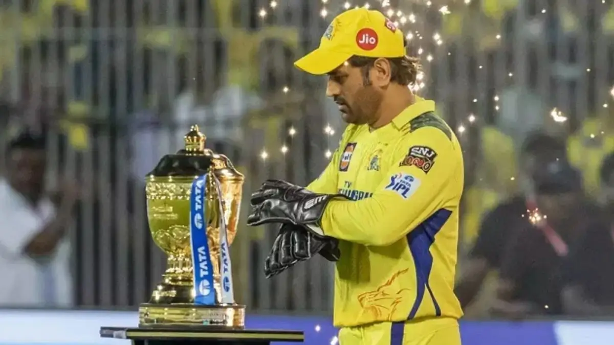 MS Dhoni joins Chennai Super Kings camp before IPL 2024