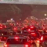 Delhi Noida Flyway Traffic Congestion Worsens Due to Heavy Rainfall and Waterlogging