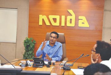 Noida CEO Lokesh M. Promises Solutions to FONRWA Issues in Sectors 34 and 135, Plans Rs 200 Crore Investment