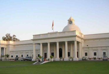 IIT Roorkee 24th Convocation Celebrates 2,513 Graduates with NASSCOM President Debjani Ghosh