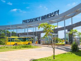 Presidency University Fee Hike Protest: SFI-Led Indefinite Sit-In at College Street Campus Demands Revocation for Freshers