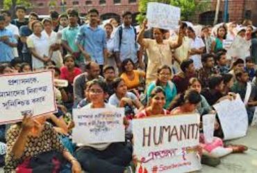 Delhi Doctors Strike: AIIMS Doctors Block Ring Road, Demand CBI Probe, Healthcare Services Disrupted